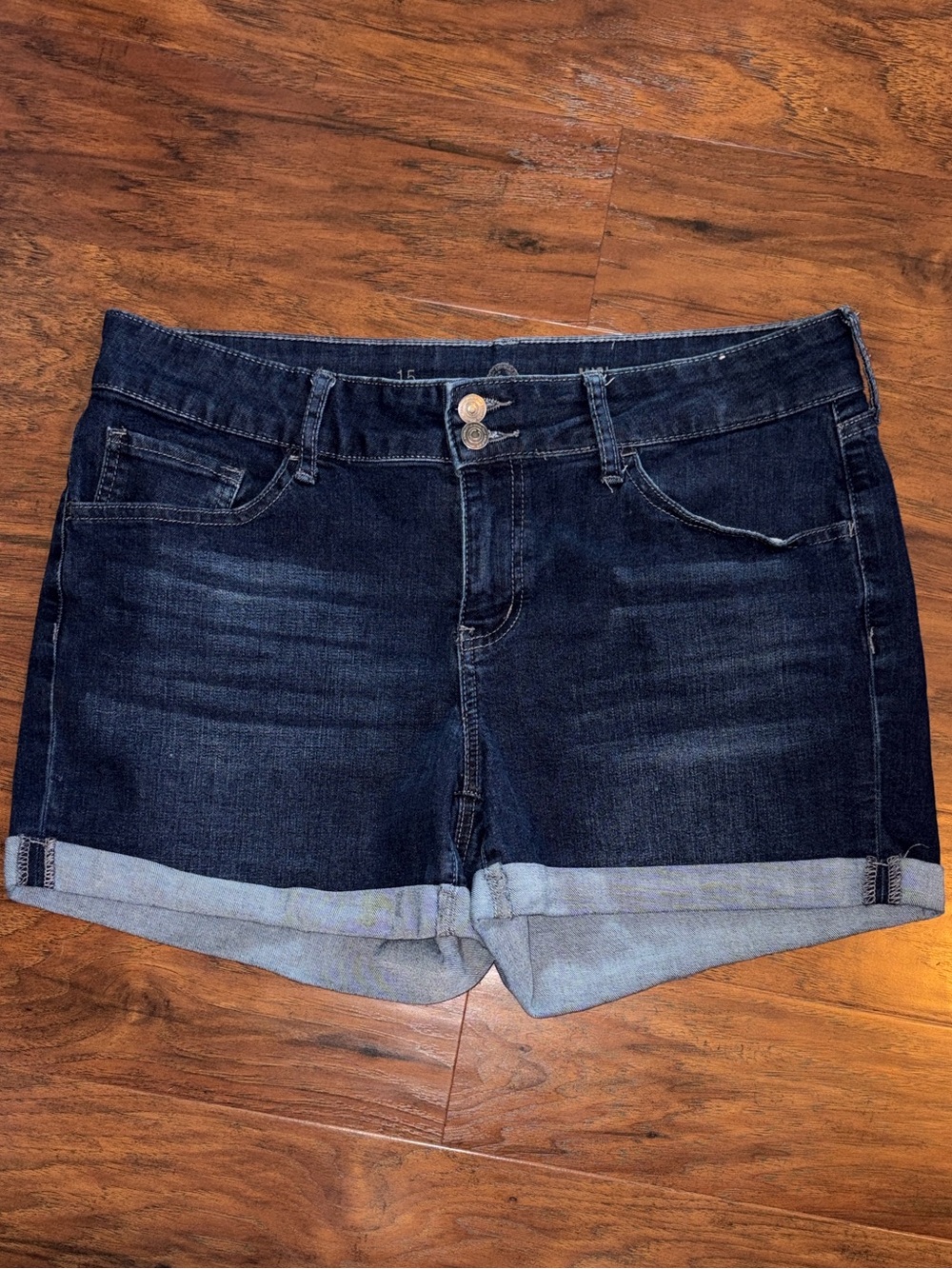 SO Dark Indigo Roll-Cuff Denim Shorts 15